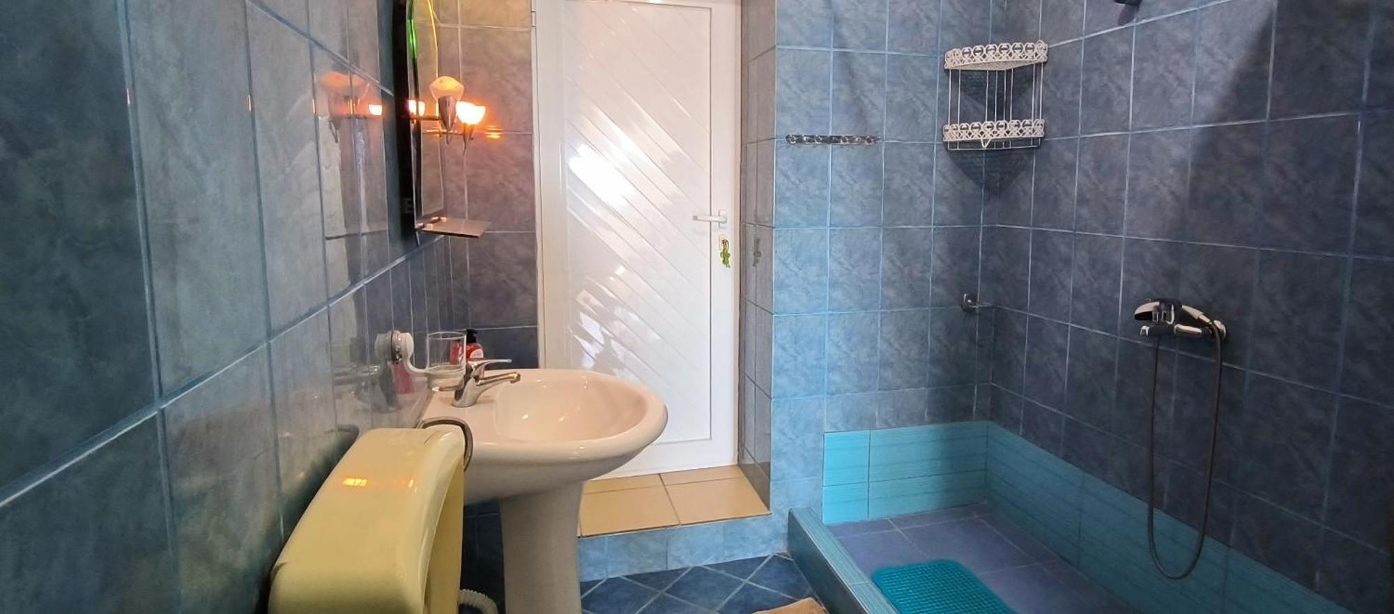 Natasha Rooms Himare Exterior foto