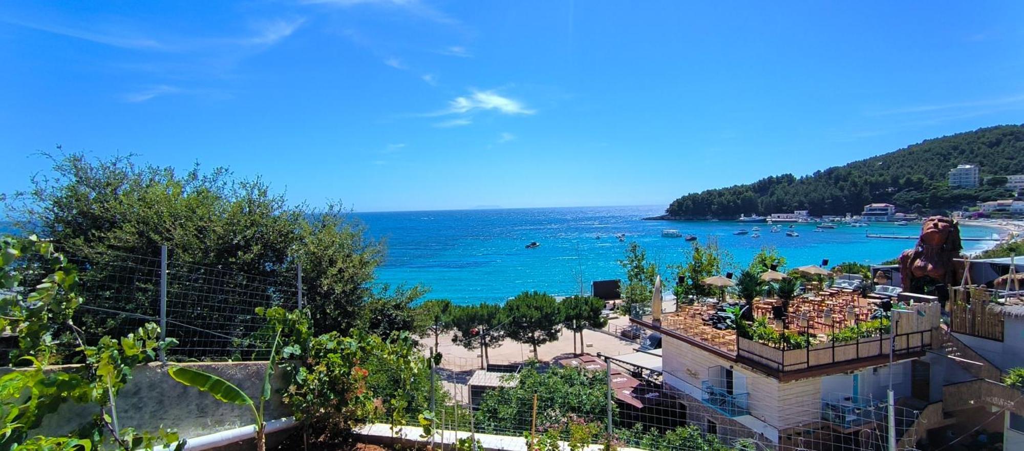 Natasha Rooms Himare Exterior foto